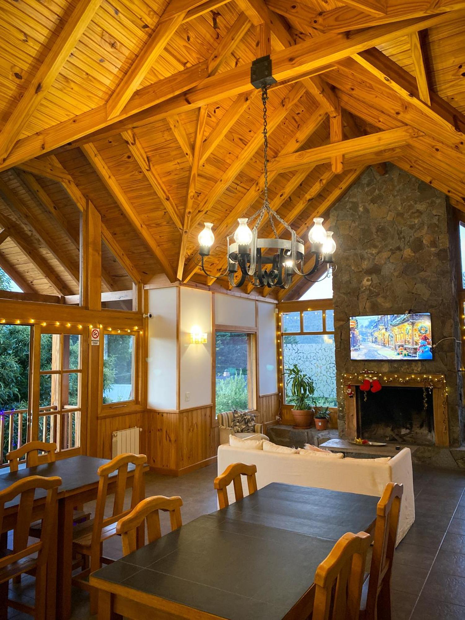 Hosteria Baerenhaus San Martin de los Andes Luaran gambar